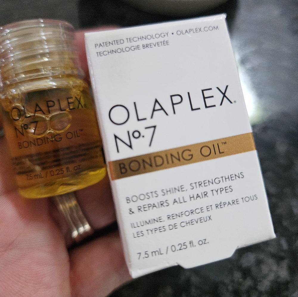 Olaplex No7 Bonding Oil - Picture 5 of 8